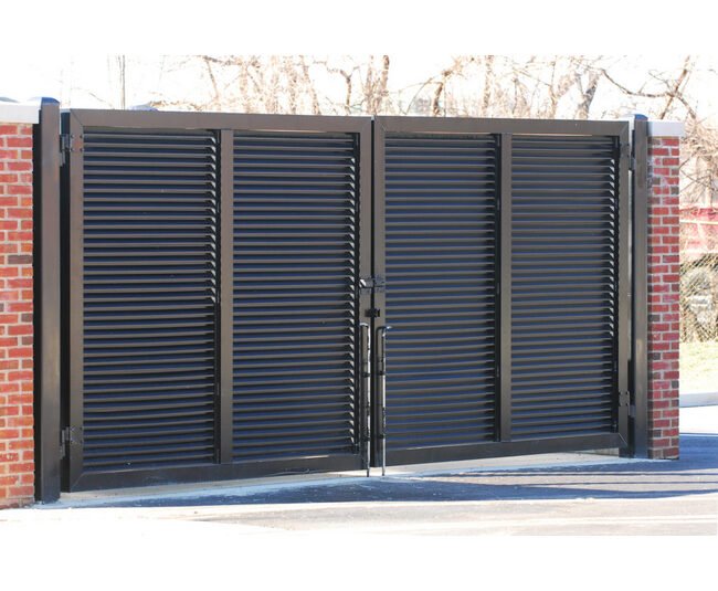 Long®Fence Louvered Screening Gates - Image 3
