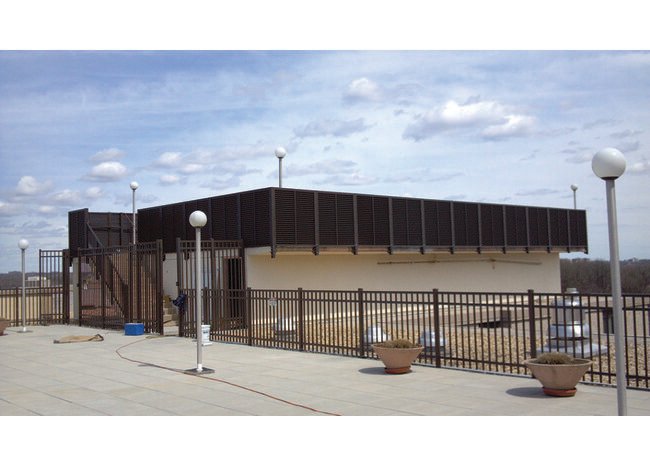 Commercial Louvered Fences for Security & Ventilation - Image 2