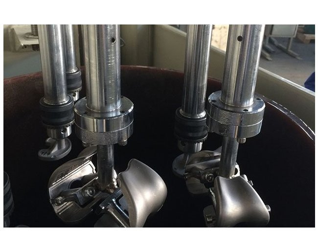 Inovatec Drag Finishing Machine with Right Drag Finishing Media - Image 2