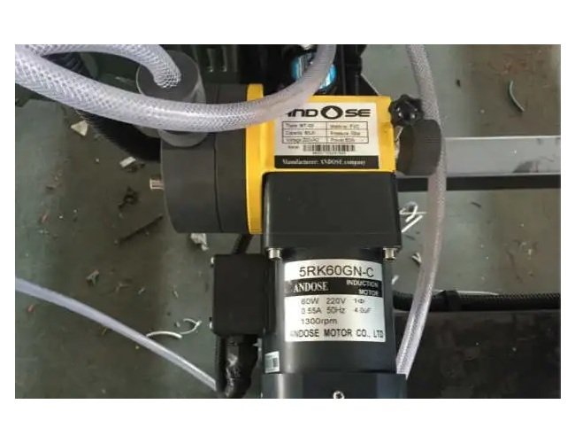 Inovatec CDB 120L Automatic Centrifugal Disc Polishing Machine - Image 4
