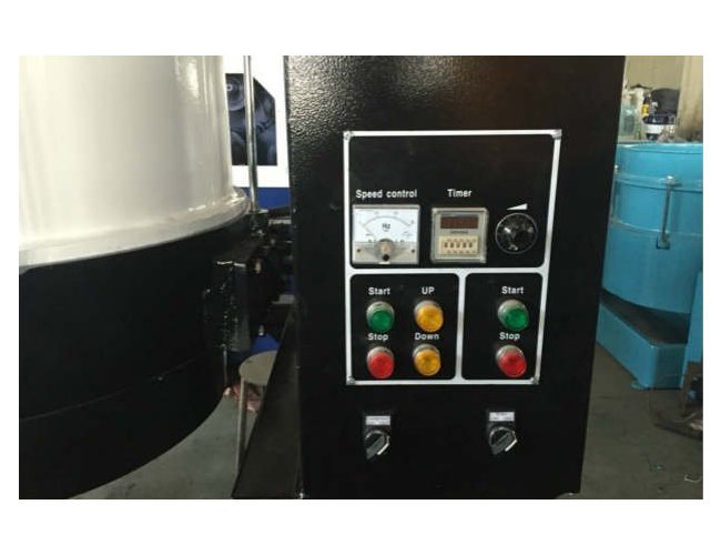 Inovatec CDB Series 230L Centrifugal Disc Polishing Machine - Image 3