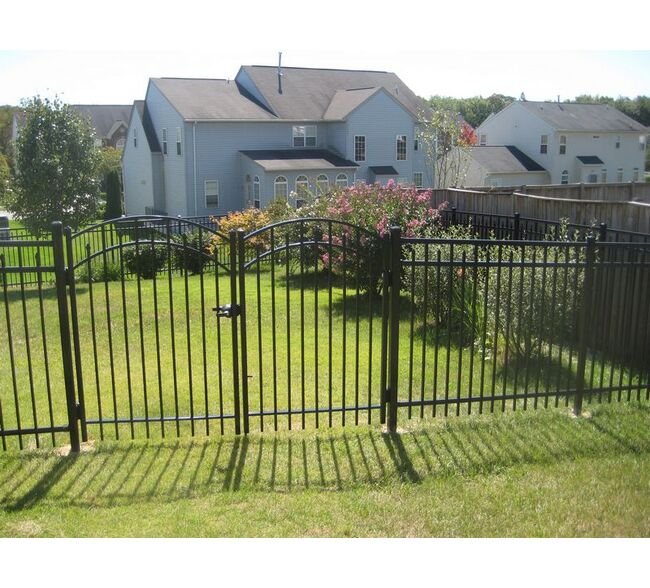 Durable Long®Fence Ornamental Iron Fences - Image 9