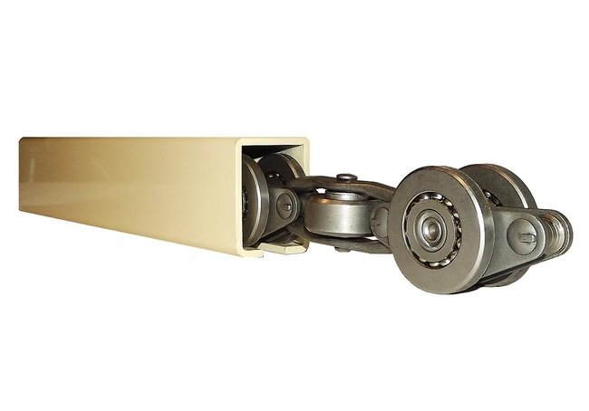 E-Trac 6 Solid Wheel Conveyor Chain - Image 1
