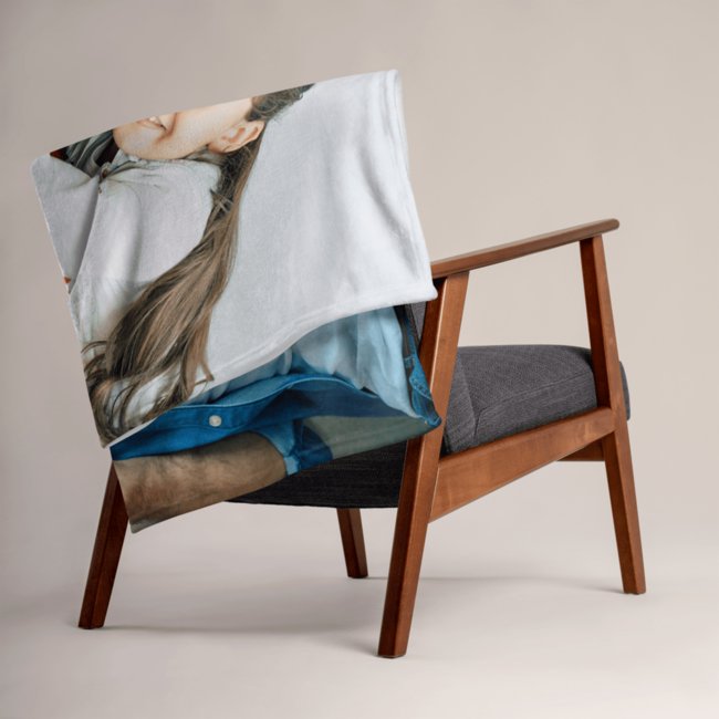 Customized Polyester Throw Blanket - Image 4