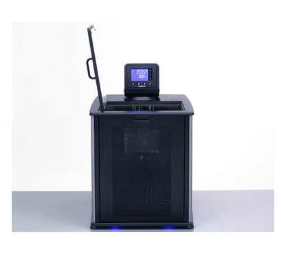 28 Liter (L) Capacity and -30 Degree Celcius (ºC) Temperature Polyscience Circulating Chiller - Image 6