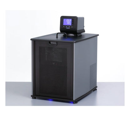 20 Liter (L) Capacity and -30 Degree Celcius (ºC) Temperature Polyscience Circulating Chiller - Image 10