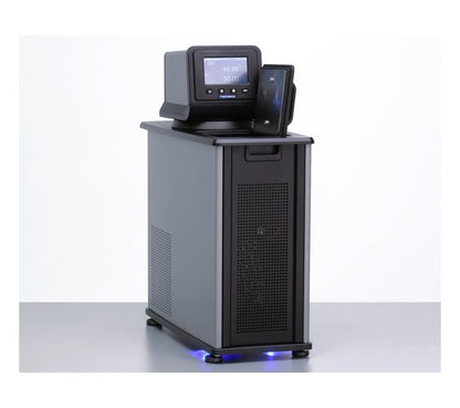 7 Liter (L) Capacity and -20 Degree Celcius (ºC) Temperature Polyscience Circulating Chiller - Image 12