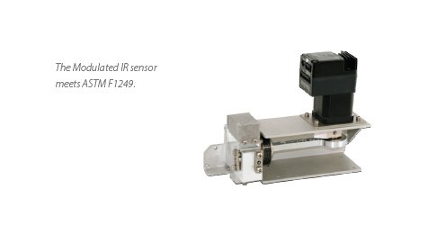 AquatranÂ® Series 3/34 A Water Vapor Permeation Analyzer - Image 4