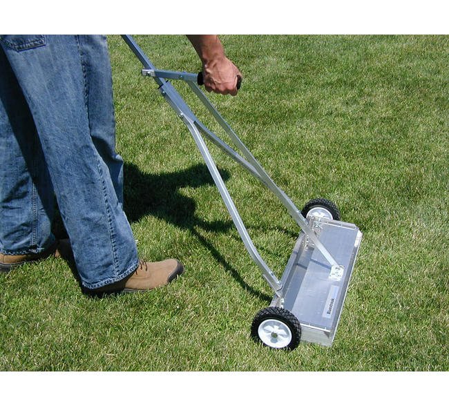 Aurora™ 19 Inch (in) Width Magnetic Sweeper - Image 13