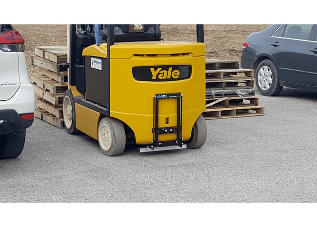NAOS™ 18 Inch (in) Width Magnetic Sweeper - Image 17
