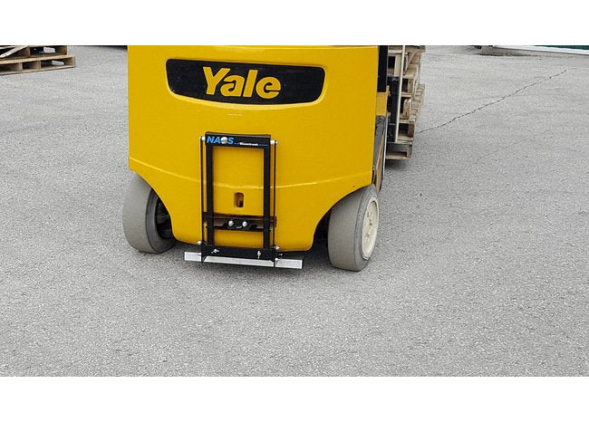 NAOS™ 18 Inch (in) Width Magnetic Sweeper - Image 33