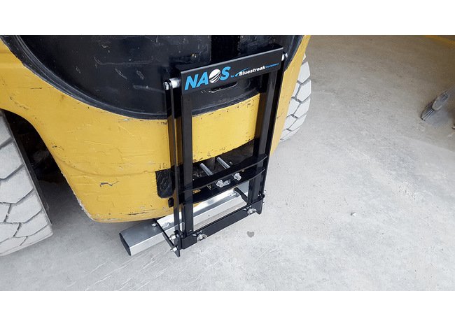 NAOS™ 24 Inch (in) Width Magnetic Sweeper - Image 11