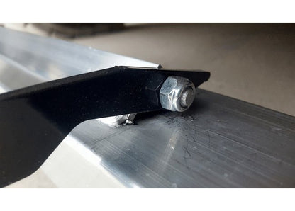 NAOS™ 24 Inch (in) Width Magnetic Sweeper - Image 15