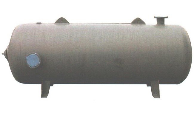 1550-Gallon Horizontal Air Receiver Tank, 165 PSI MAWP - Image 1
