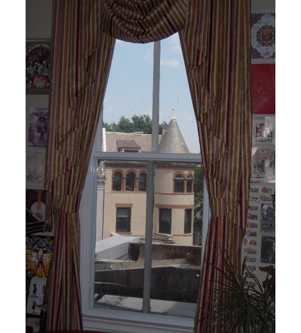 Interior Operating Magnetic One Lite - Double Hung Storm Window - Image 2