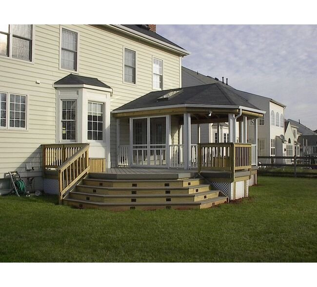 Long®Fence Wood Screened Porch - Image 4