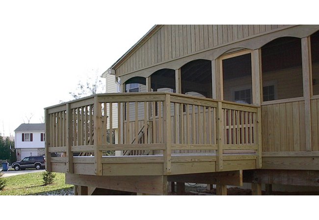 Long®Fence Wood Screened Porch - Image 8