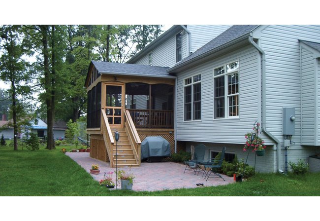 Long®Fence Wood Screened Porch - Image 9