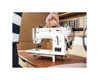 Reliable Barracuda 200ZW Portable Straight Stitch Zigzag Walking Foot Upholstery All Metal Sewing - Image 2
