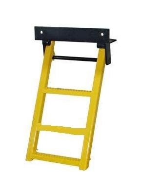3-Step Truck Ladder for Safe Trailer Access - Image 1