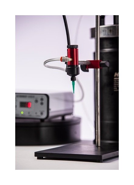 SureshotÂ® 2200 Series PTFE Dispensing Valve - Image 1