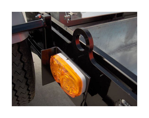Piranha™ 72 Inch (in) Width Magnetic Sweeper - Image 40