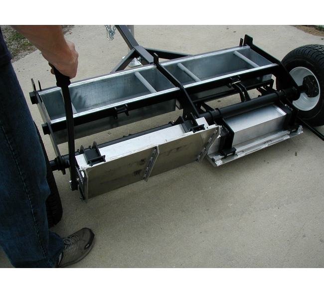 Piranha™ 72 Inch (in) Width Magnetic Sweeper - Image 46