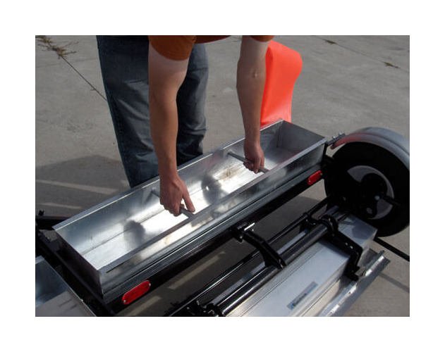 Piranha™ 96 Inch (in) Width Magnetic Sweeper - Image 19