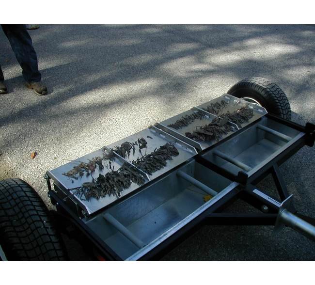 Piranha™ 96 Inch (in) Width Magnetic Sweeper - Image 31