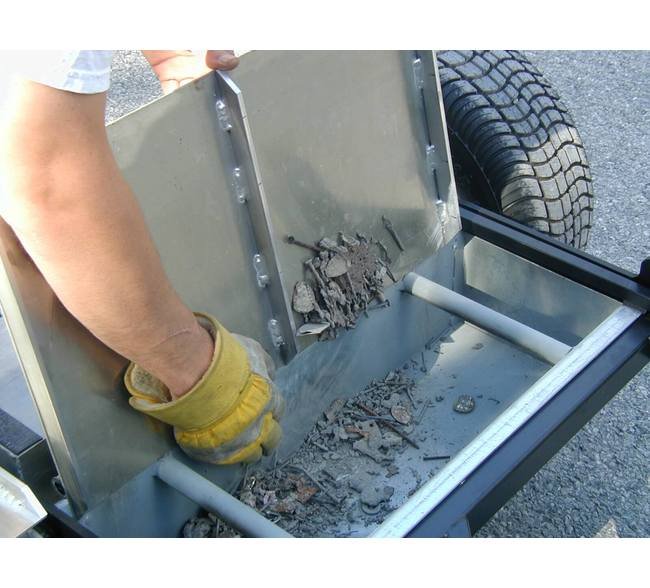 Piranha™ 96 Inch (in) Width Magnetic Sweeper - Image 33