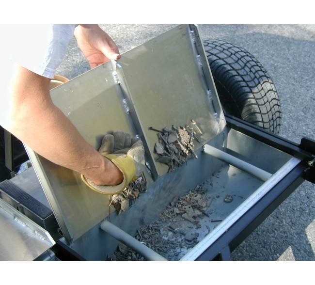 Piranha™ 96 Inch (in) Width Magnetic Sweeper - Image 34