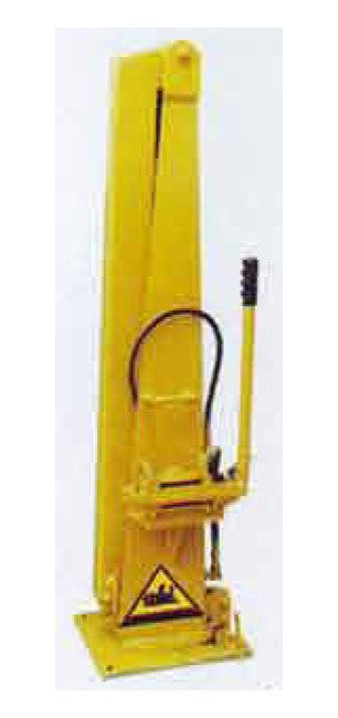 Portable Truck Crane - Image 2