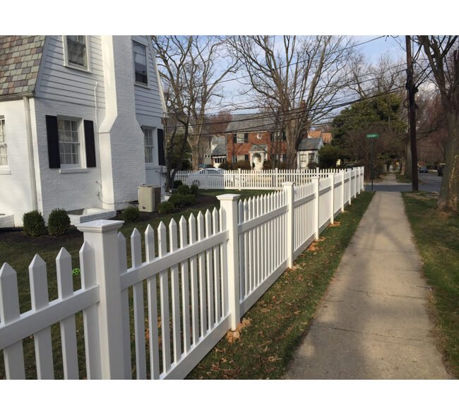 Durable Vinyl Picket Fences - Image 9